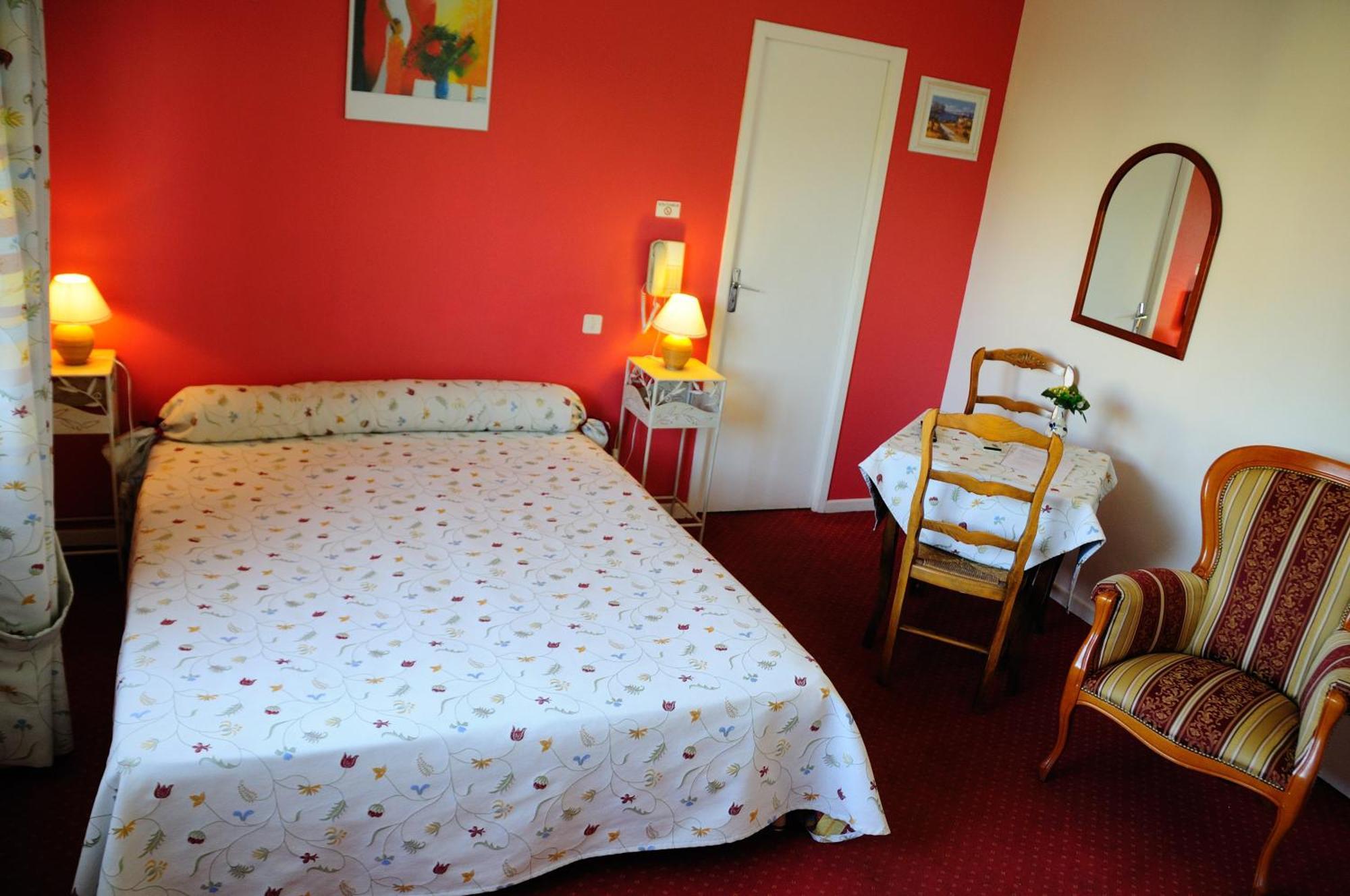Logis Hotel Du Midi Salon-de-Provence Kültér fotó