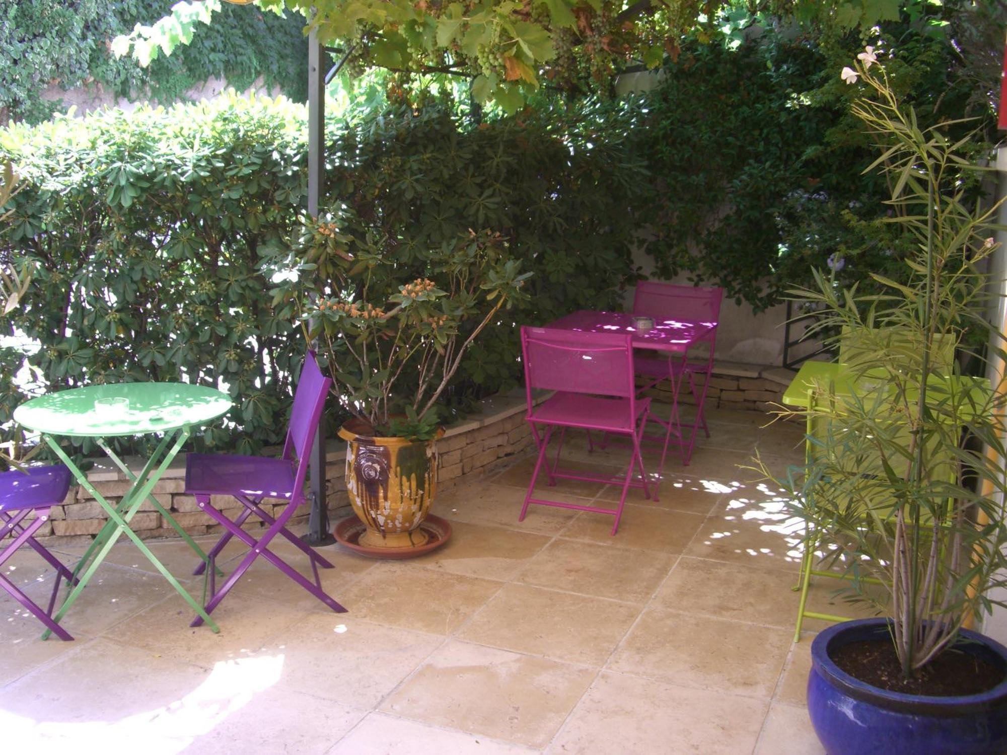 Logis Hotel Du Midi Salon-de-Provence Kültér fotó