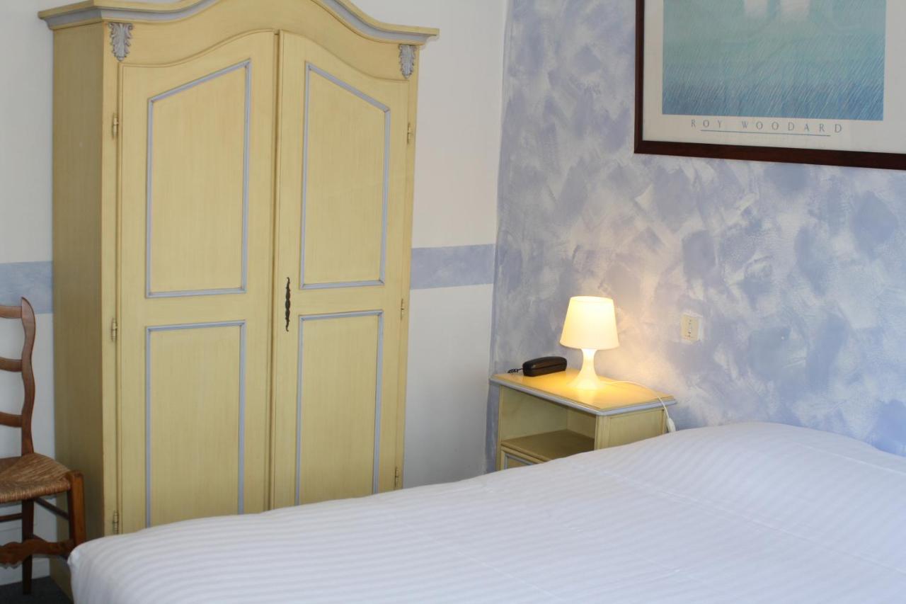 Logis Hotel Du Midi Salon-de-Provence Kültér fotó
